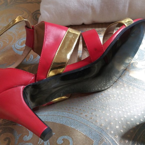 ASHRO RED SHOES - Picture 4 of 4